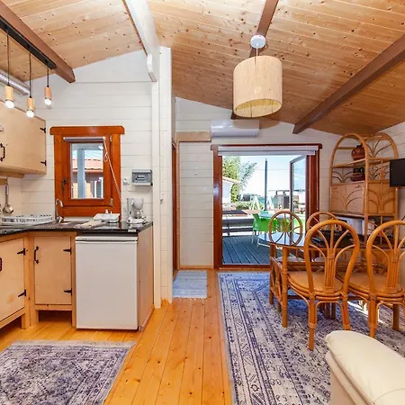 L - Wellness Farm * Lagos